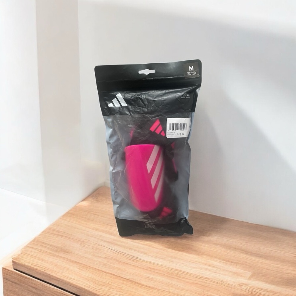 Adidas Youth shin guards. Pink color. Junior Size M